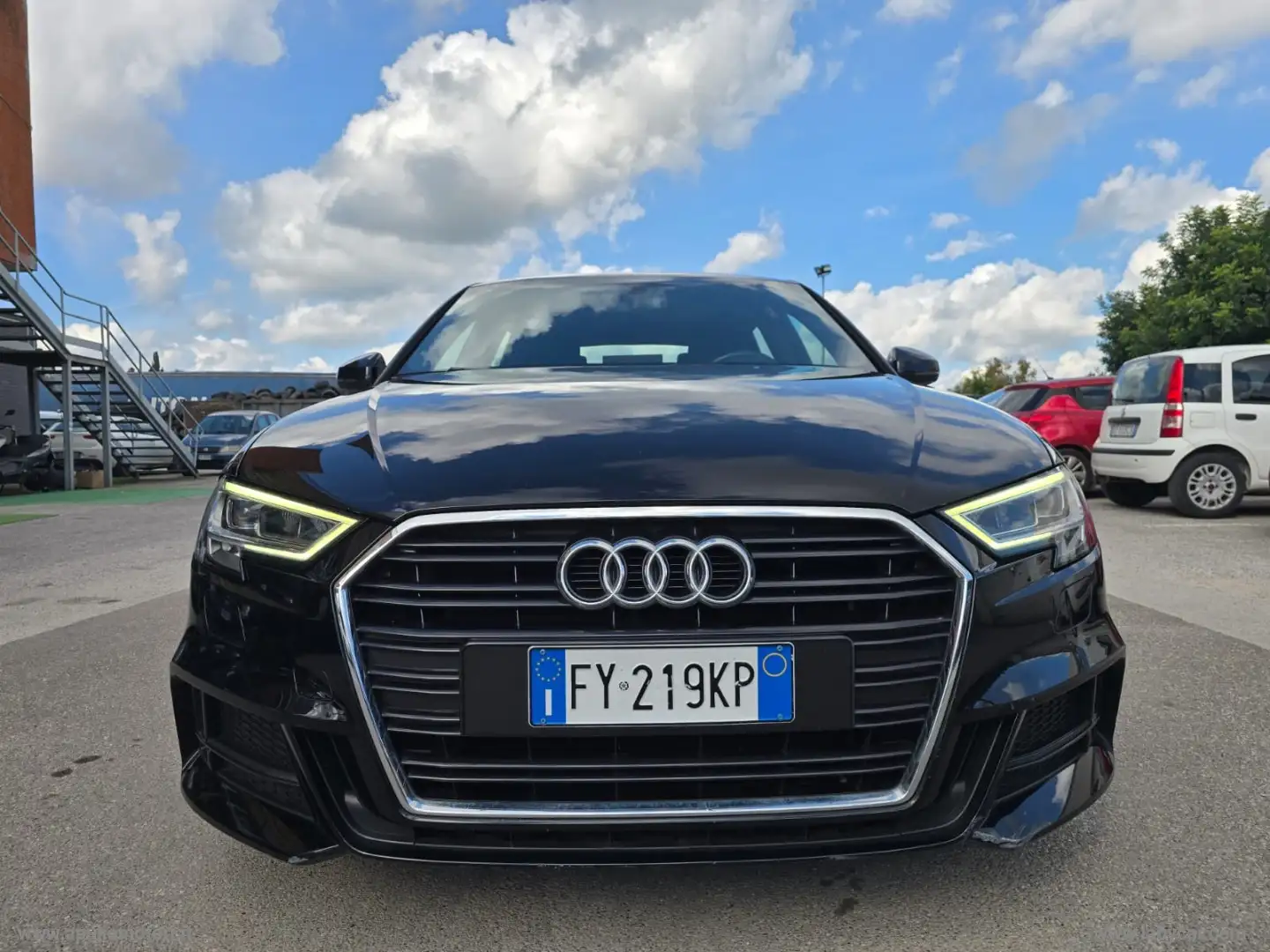 Audi A3 SPB 30 TDI Sport S LINE Noir - 2