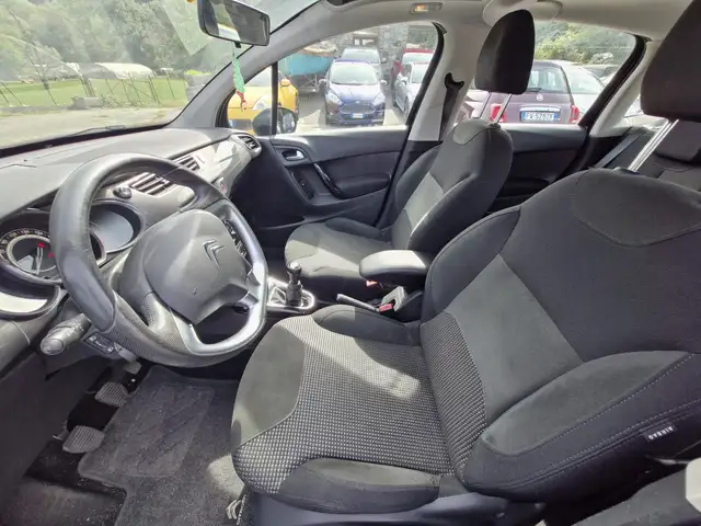 Citroen C3 view 12