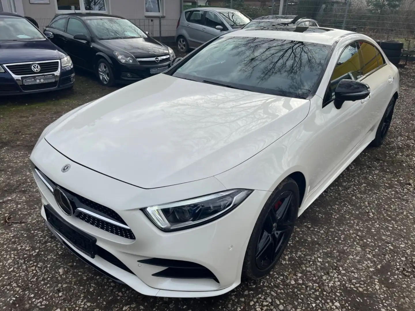 Mercedes-Benz CLS 400 d 4Matic AMG Line Biały - 2