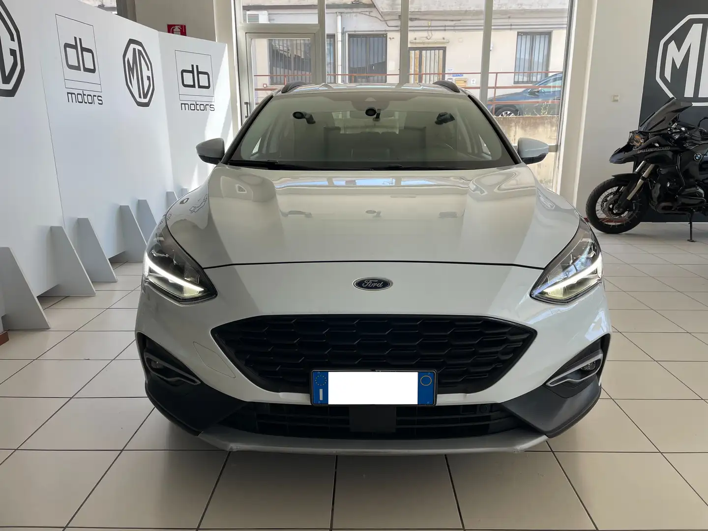 Ford Focus Active 1.5 ecoblue 120cv Full Pack IVA inclusa Bianco - 2