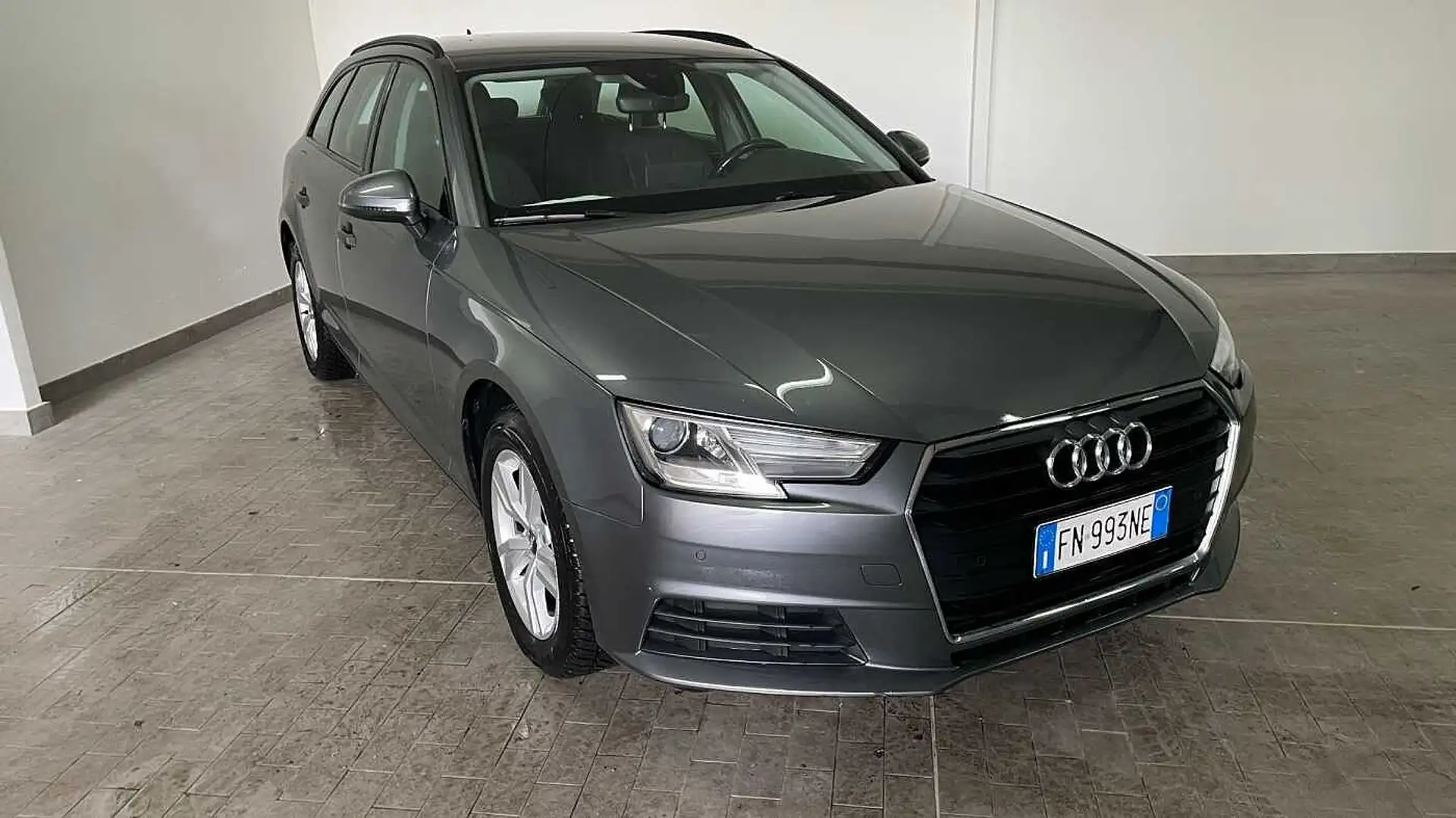 Audi A4 5ª serie Avant 2.0 TFSI S tronic g-tron Argento - 1