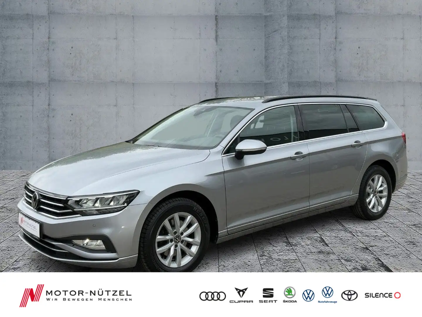 Volkswagen Passat Variant 2.0 TDI BUSINESS LED+NAV+SHZ+RFK Zilver - 1