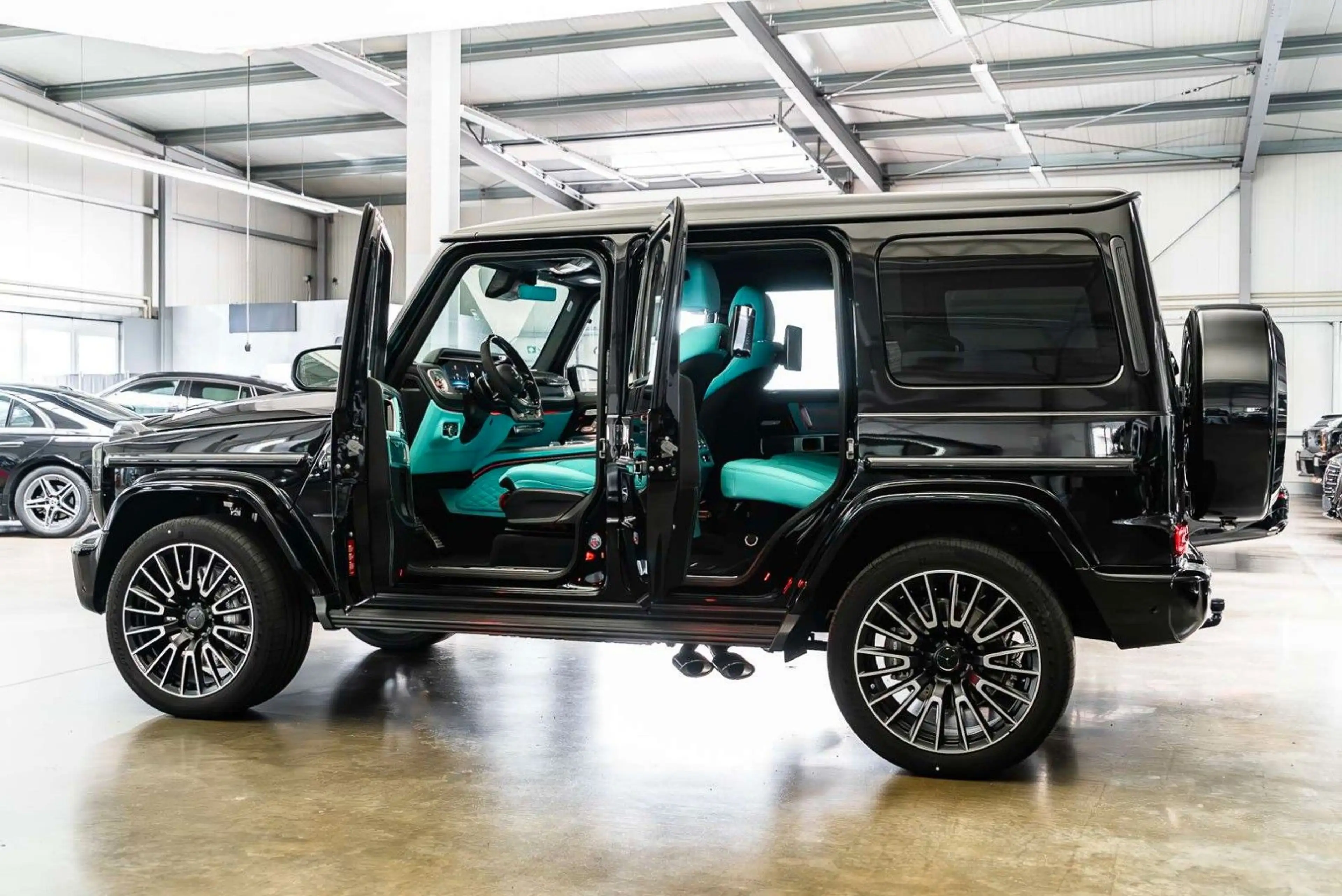 Mercedes-Benz G 63 AMG MY 2027 / Tiffany Leather / A22 — photo 10