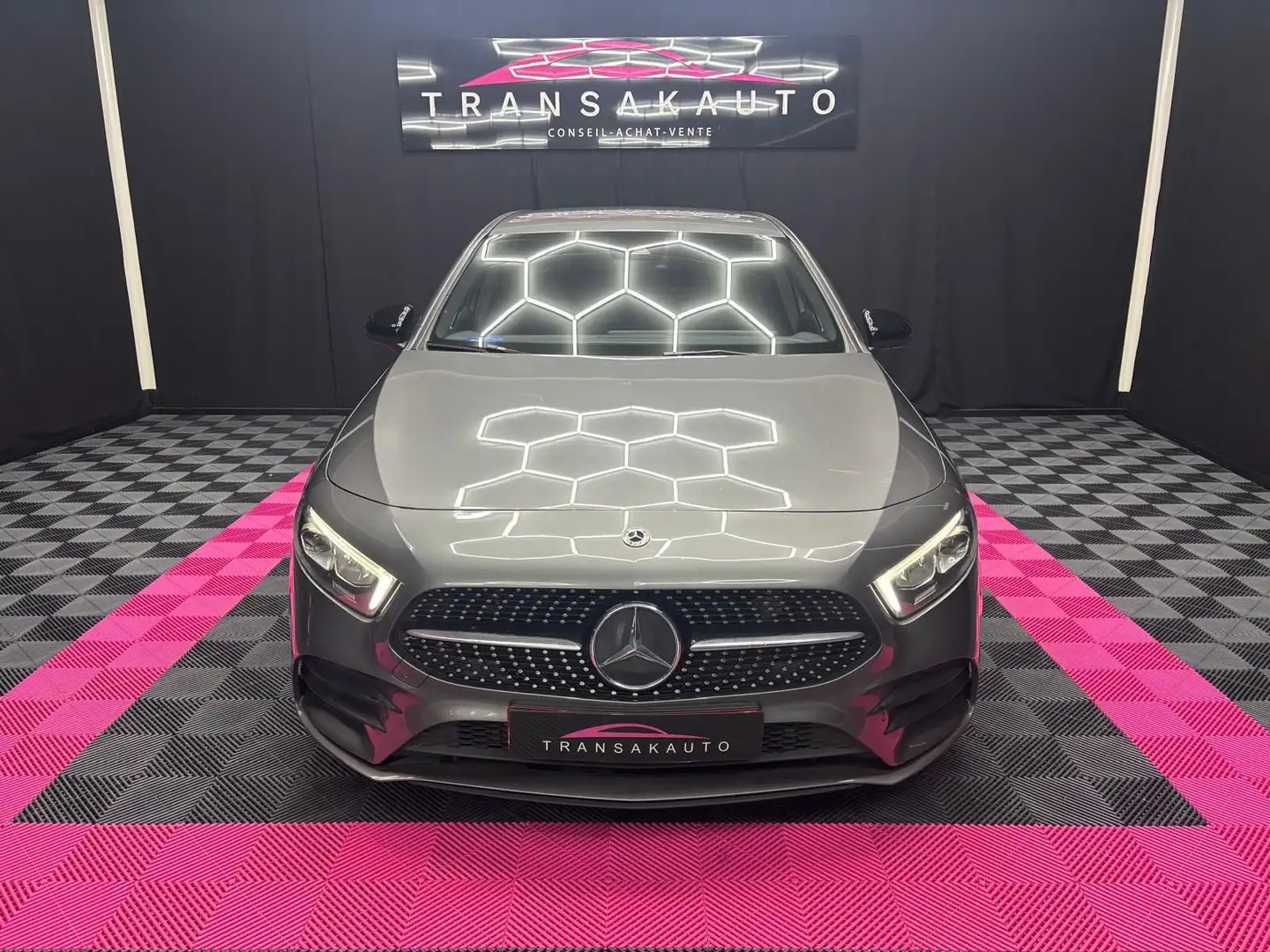 Mercedes-Benz A 220 Amg line /euro 6d temp Gris - 2