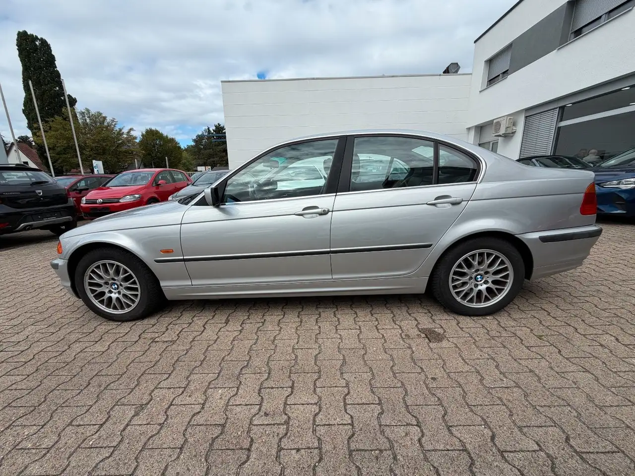 BMW 328 i*SITZHEIZUNG*LEDER*KLIMA*, foto 8