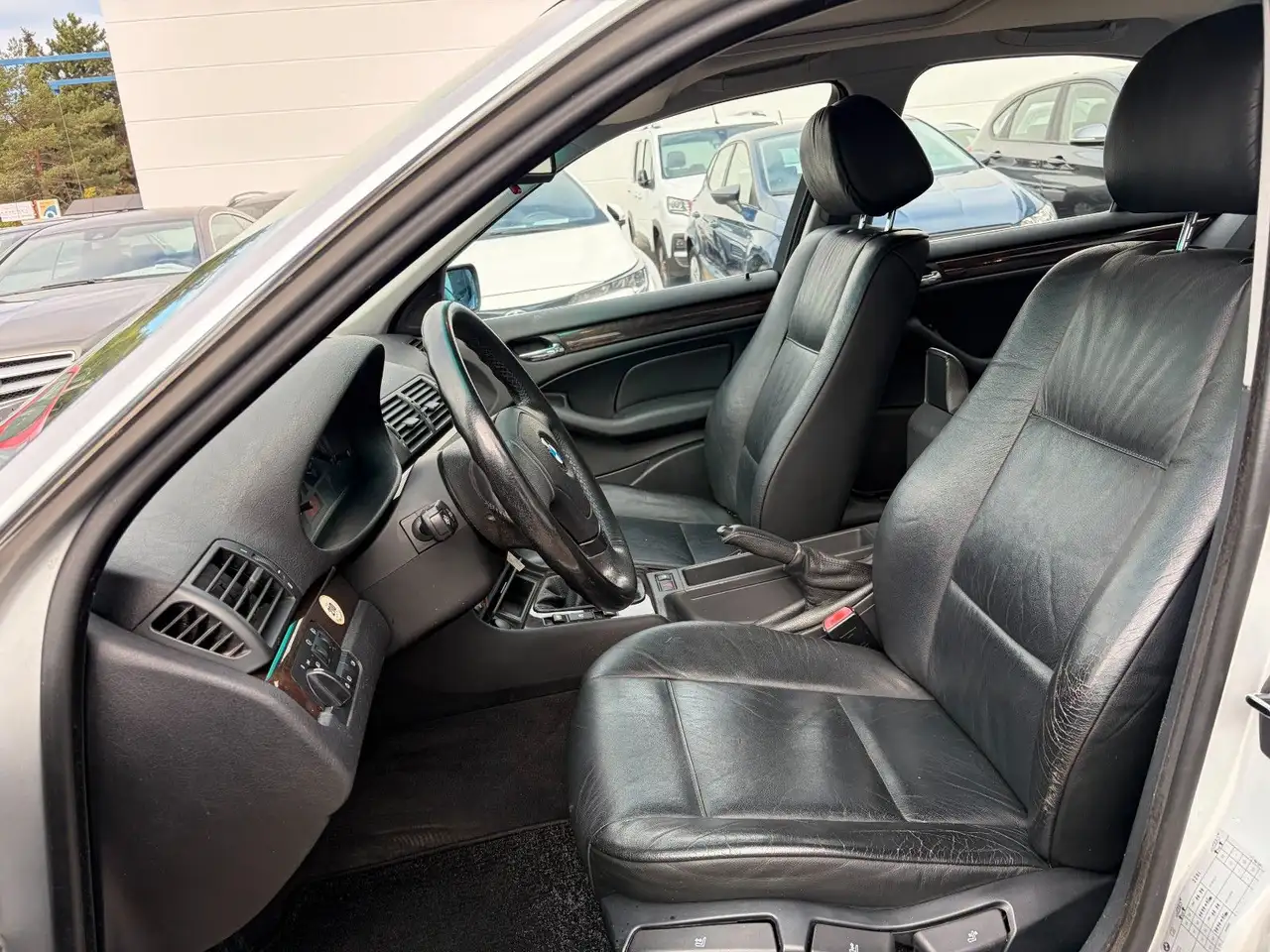 BMW 328 i*SITZHEIZUNG*LEDER*KLIMA*, foto 11