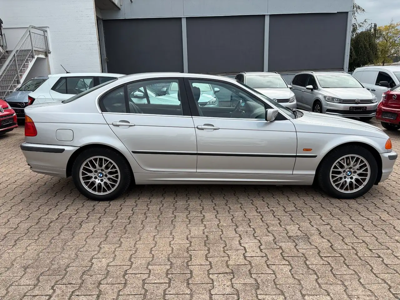 BMW 328 i*SITZHEIZUNG*LEDER*KLIMA*, foto 4