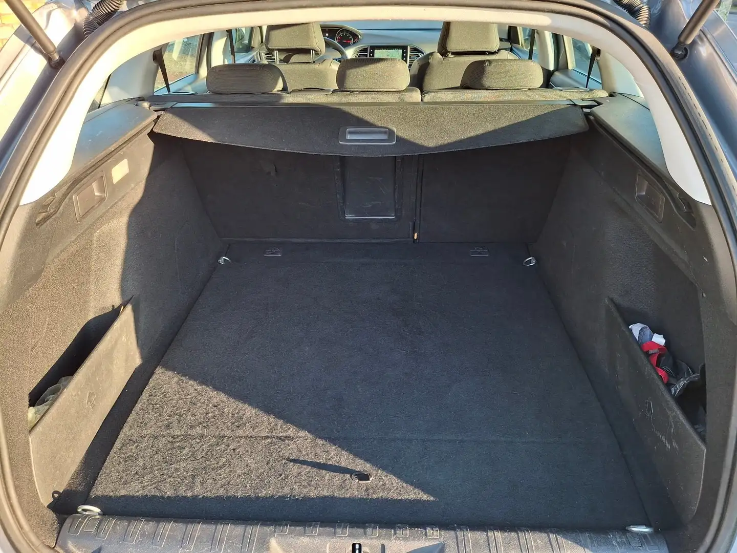 Peugeot 308 1.2 SW PureTech 130ch S&S Gris - 2