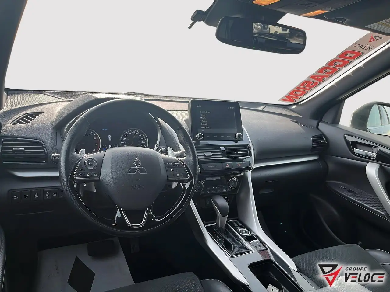 Mitsubishi Eclipse Cross снимка Mitsubishi Eclipse Cross
