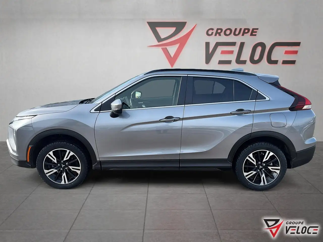 Mitsubishi Eclipse Cross снимка Mitsubishi Eclipse Cross
