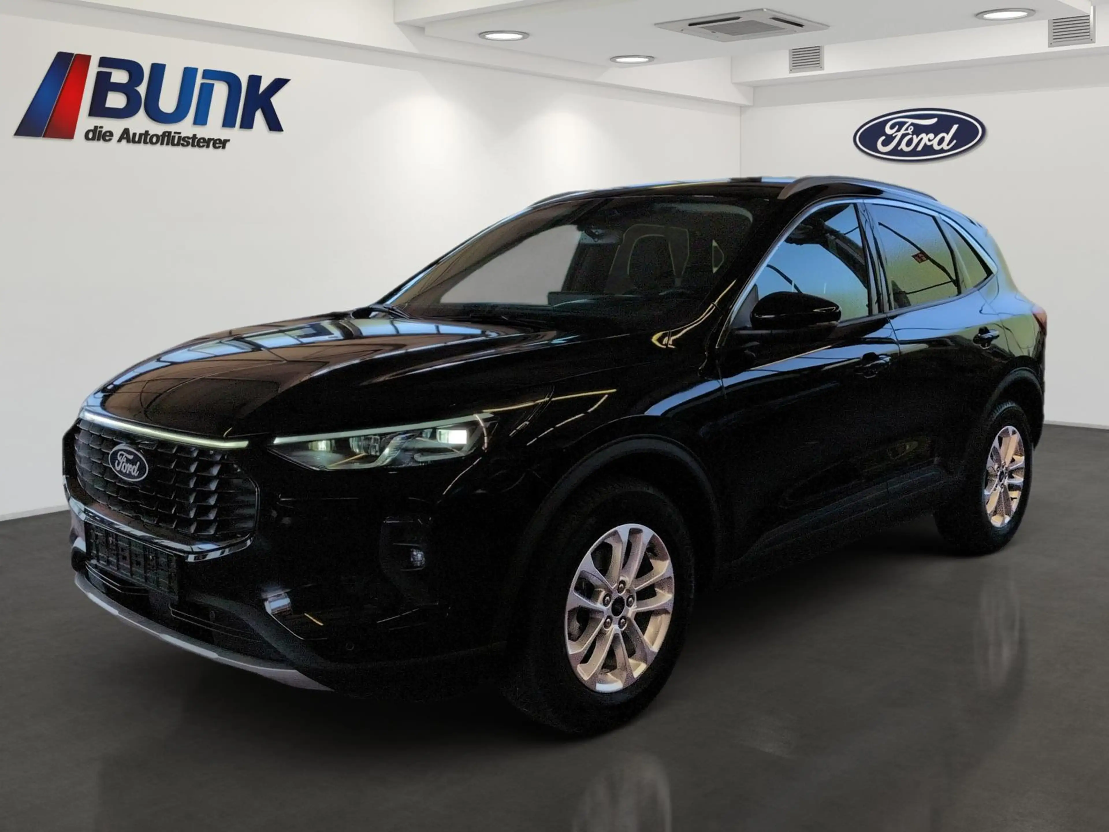 Ford Kuga Titanium 1.5L / Head-up-Display / LED