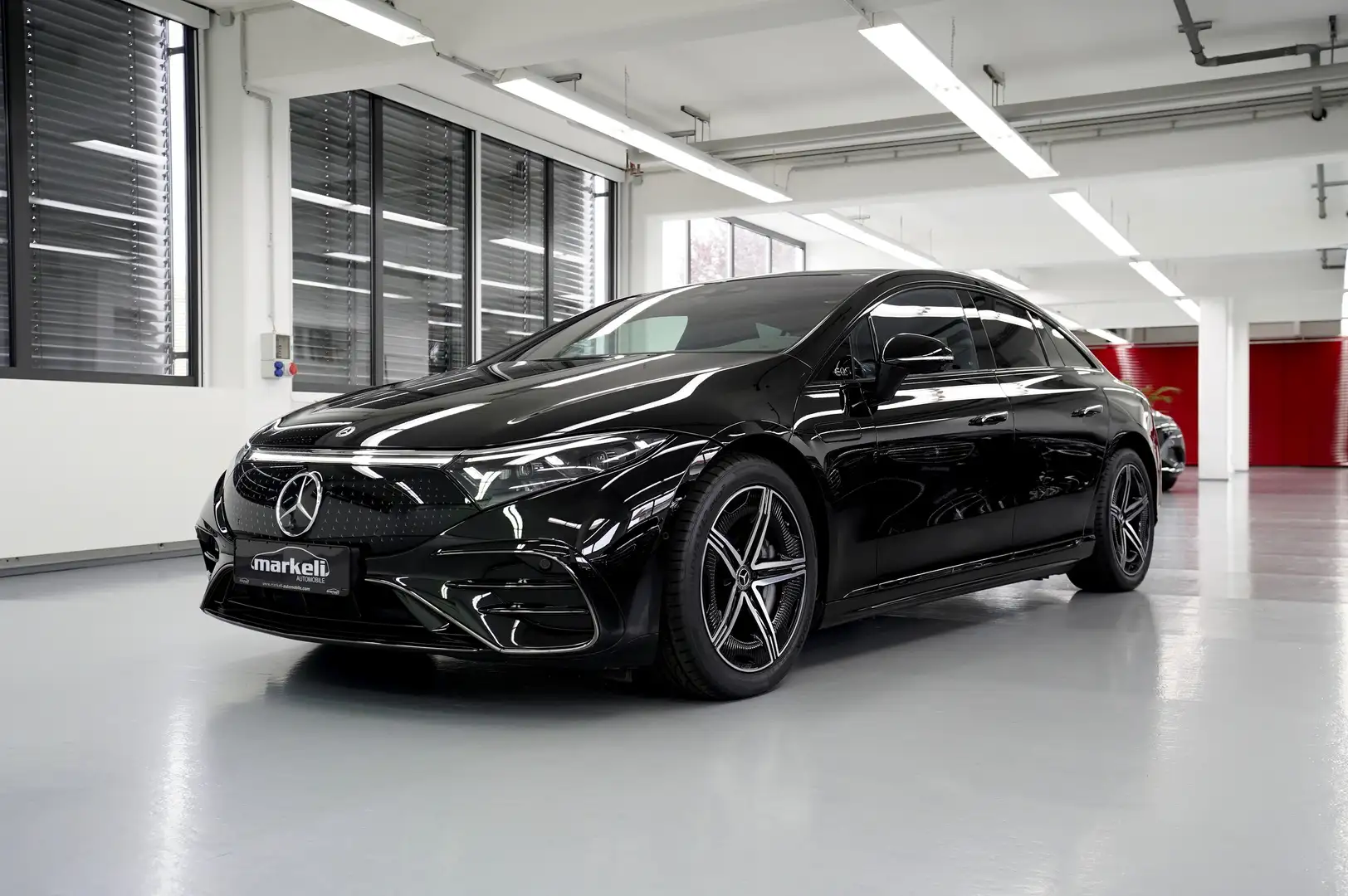 Mercedes-Benz EQS EQS 450+ AMG LINE / PREMIUM PLUS & NIGHT PAKET Schwarz - 1