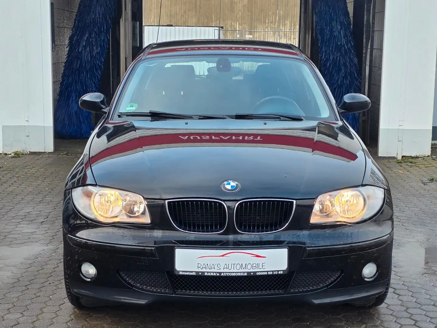 BMW 116 1 Limousine 116i Schwarz - 2