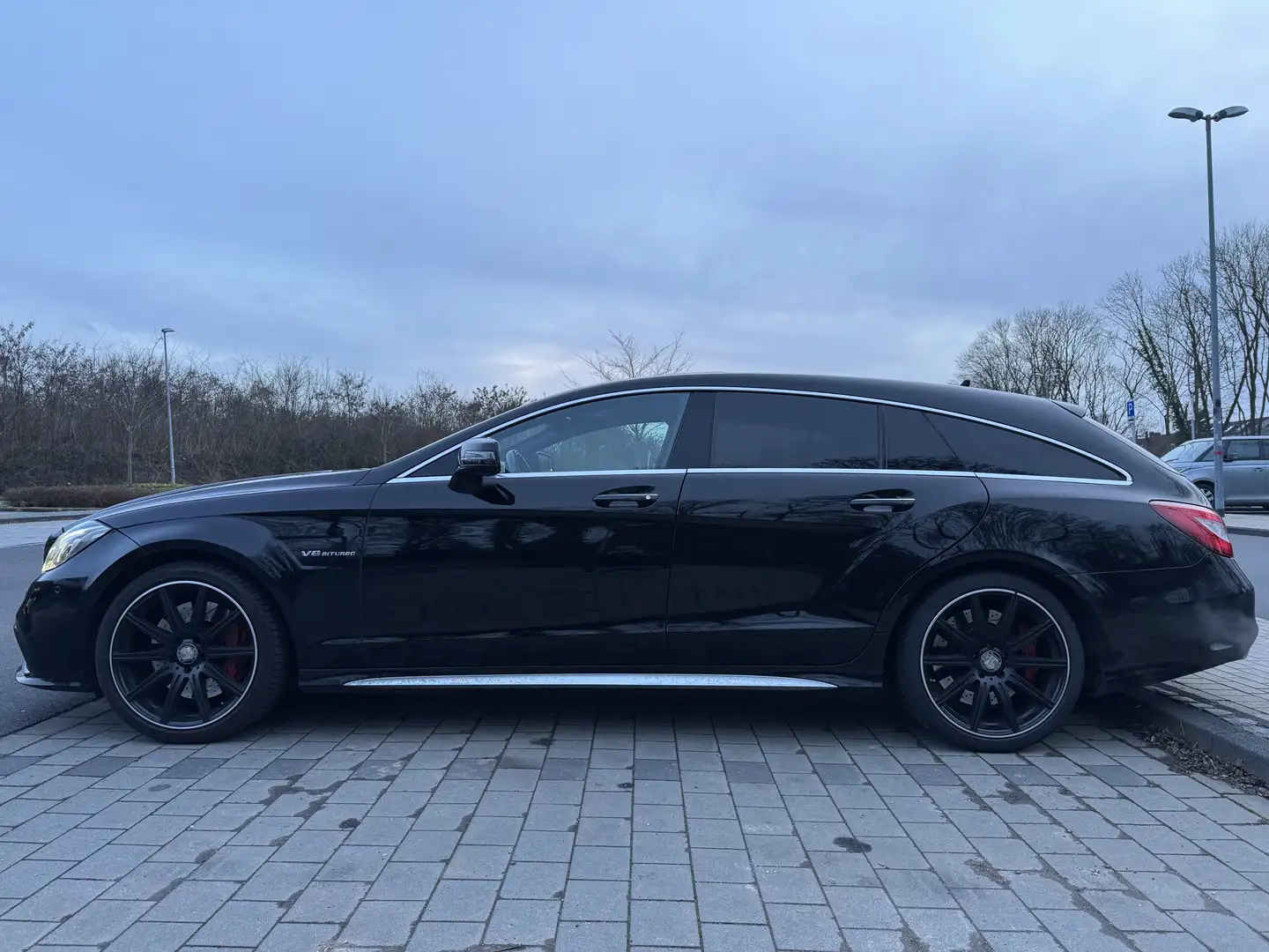 Mercedes-Benz CLS 63 AMG Shooting Brake S 4Matic Drivers Pack. HarmanKardon Negro - 2