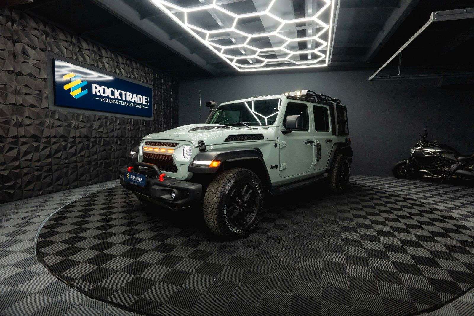 Second hand Jeep Wrangler 2.0
