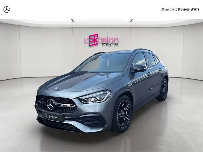 MERCEDES-BENZ Gla