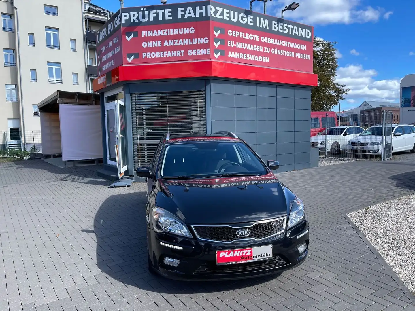 Kia Ceed / cee'd Dream Team/Tempomat/Bluetooth/Navi/PDC/Sitzheizung Schwarz - 1