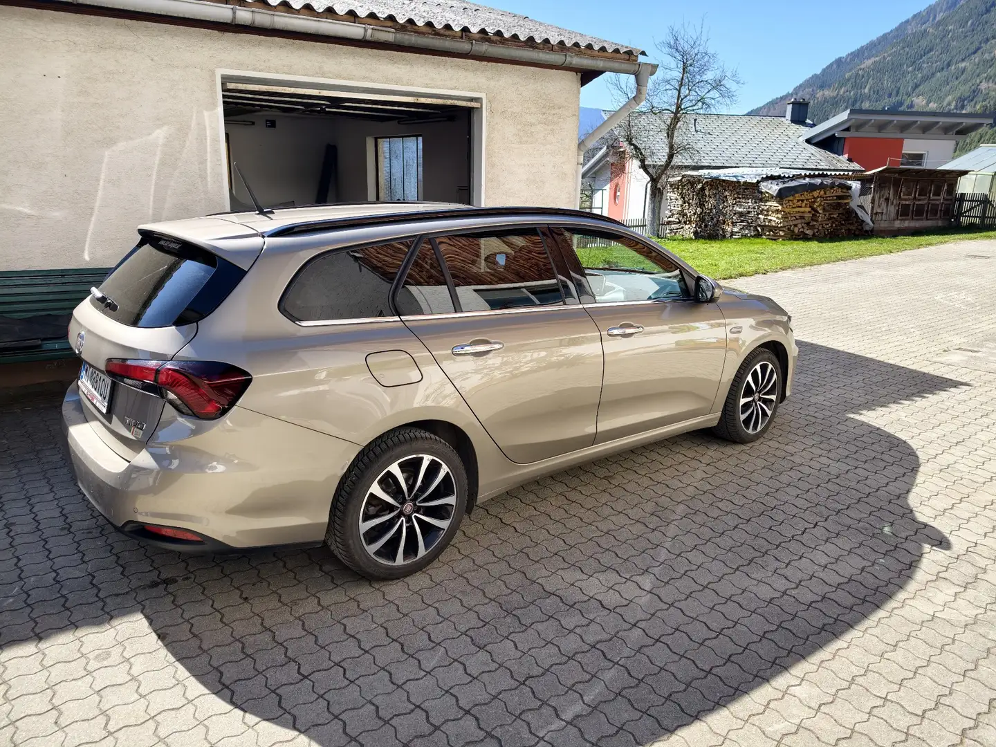 Fiat Tipo 1,6 MultiJet II 120 Start&Stop Lounge Eco-Business - 2