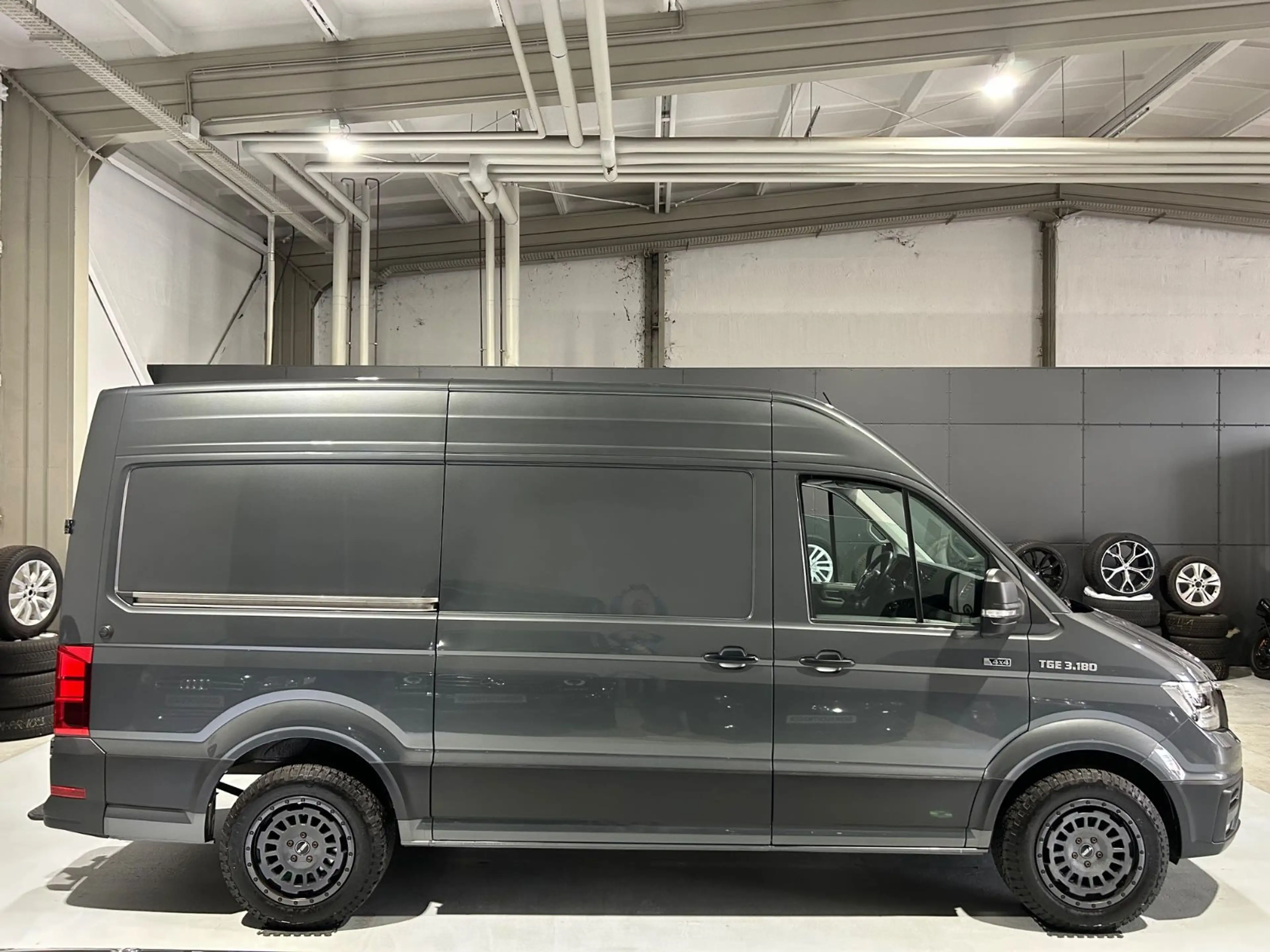 Volkswagen Crafter TGE 3.180 4x4 Kasten L3 H3 lang — photo 5