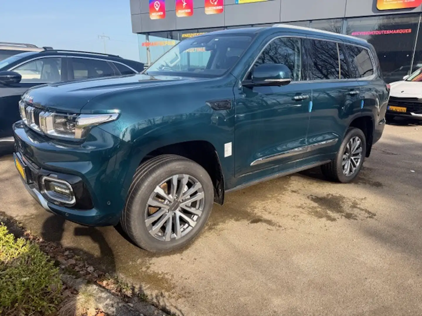 BAIC BJ60 2,0 L Turbo 4WD 48V MHEV Blau - 1