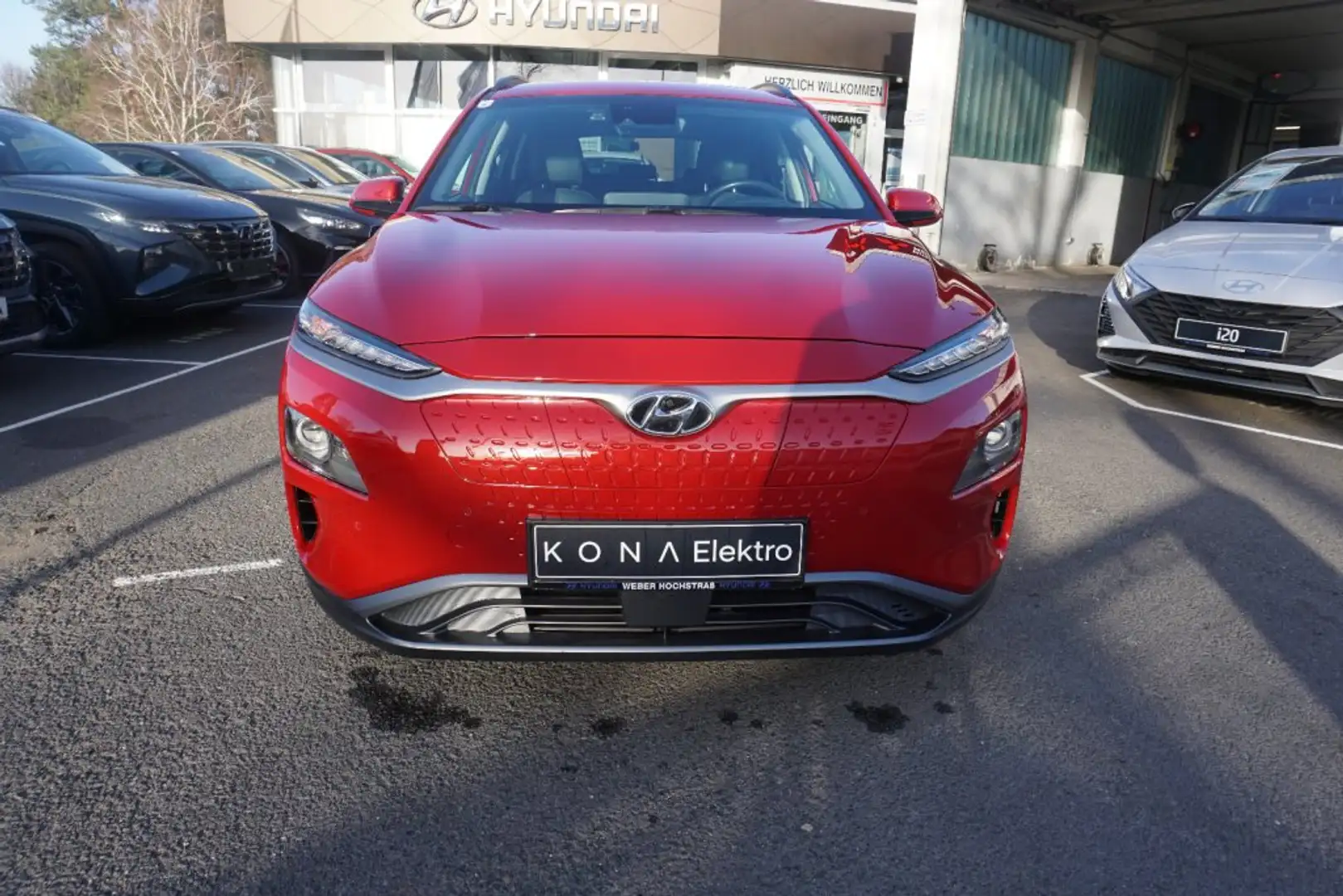 Hyundai KONA EV "Level 5" 64kwH Rot - 2