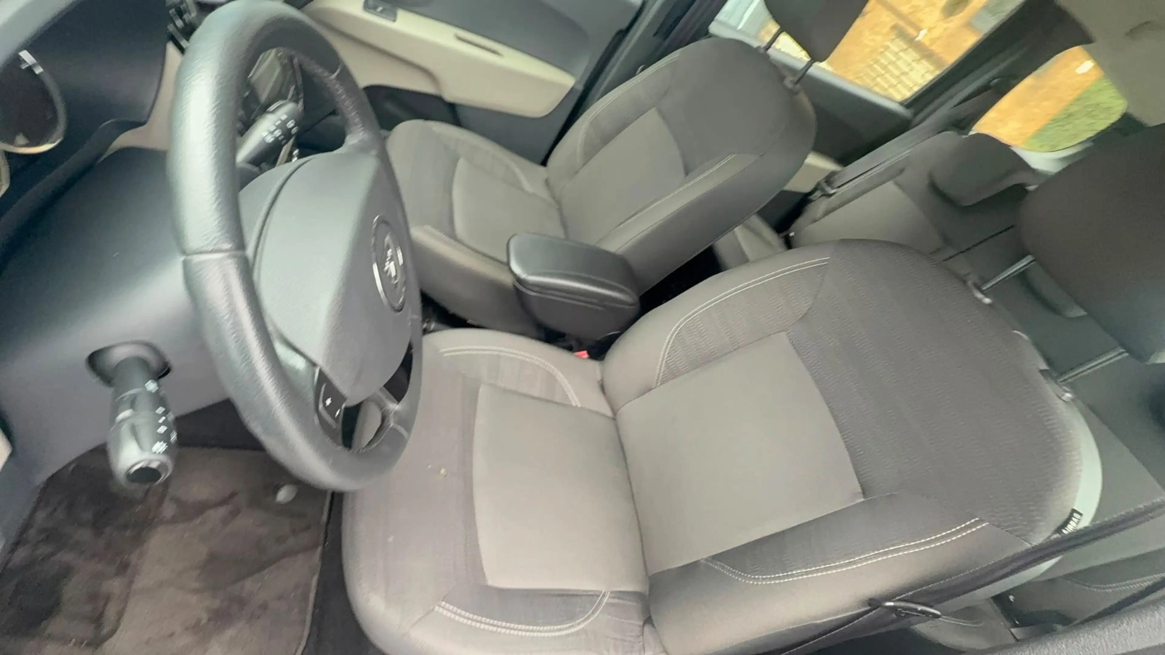 Dacia Lodgy Laureate 1.Hand Lückenlos Scheckheftgepfle — photo 10