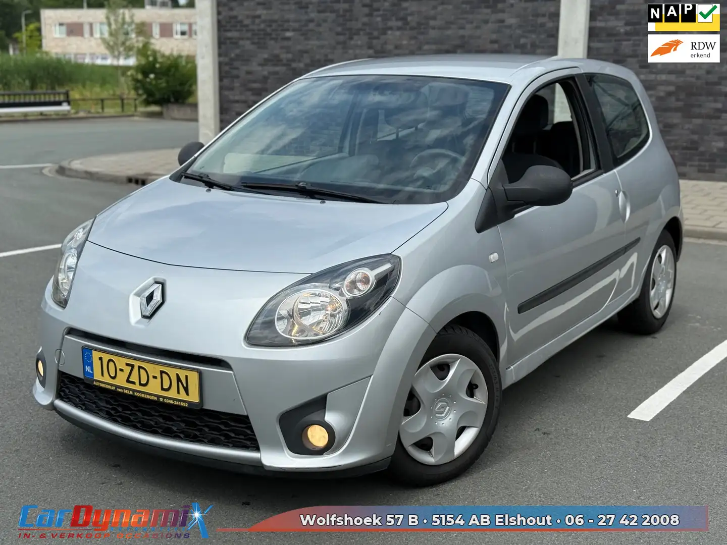 Renault Twingo 1.2-16V Dynamique / Elek.ramen / Distr. vv. / NAP Grijs - 1