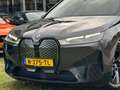BMW iX xDrive40 Executive 77 kWh NL-Auto Gris - thumbnail 3