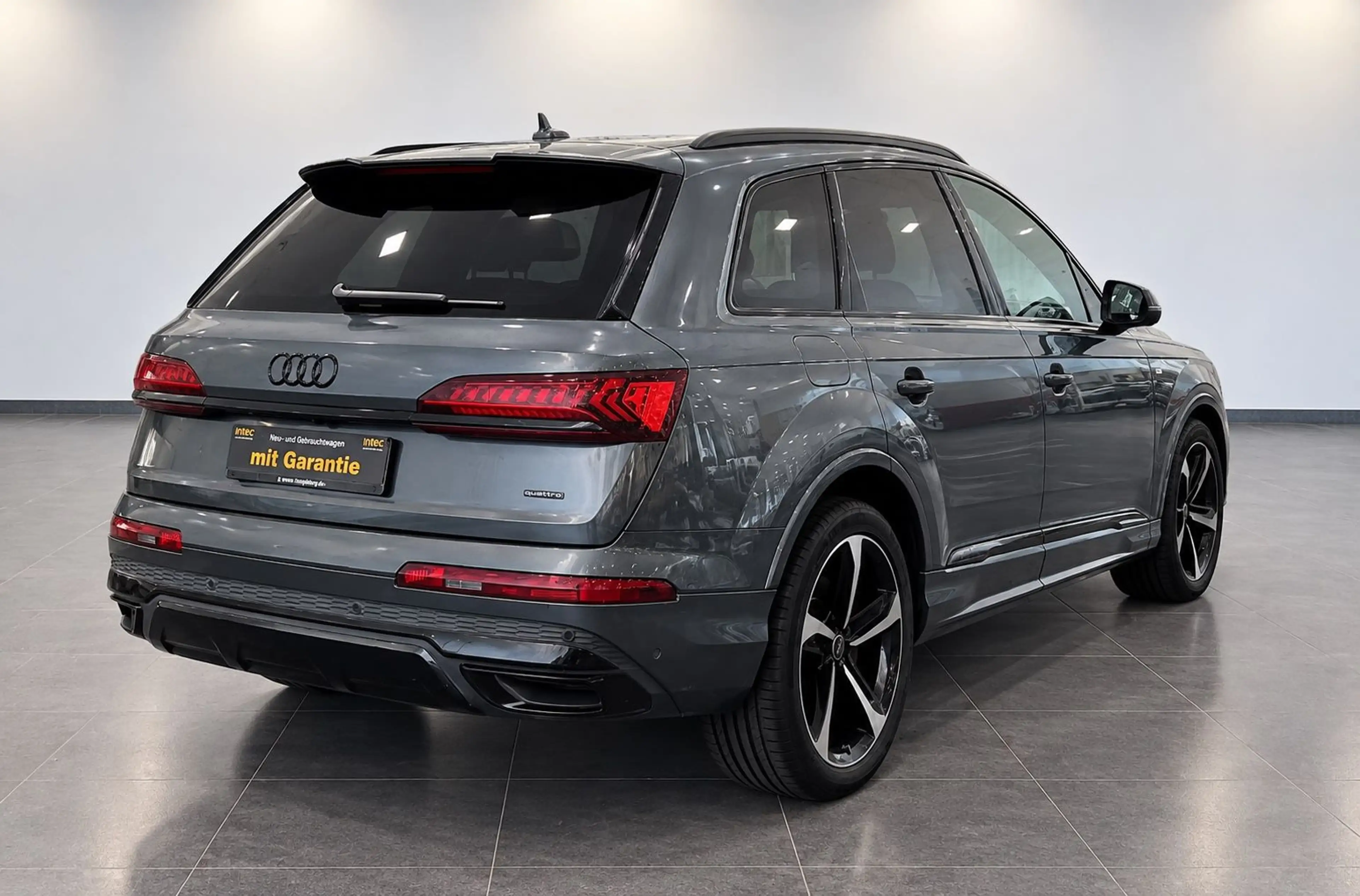Audi Q7 50 TDI quattro competition plus*S-Line Plus* — photo 5