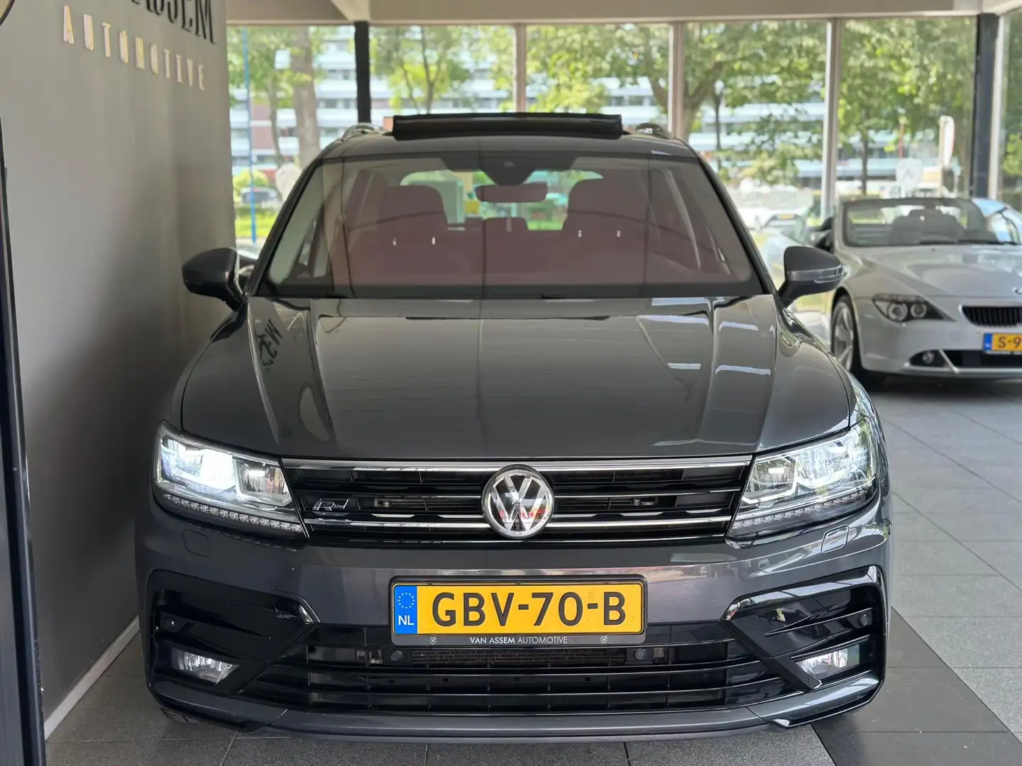 Volkswagen Tiguan 2.0 TSI 4Motion Highline|Vol! Grijs - 2