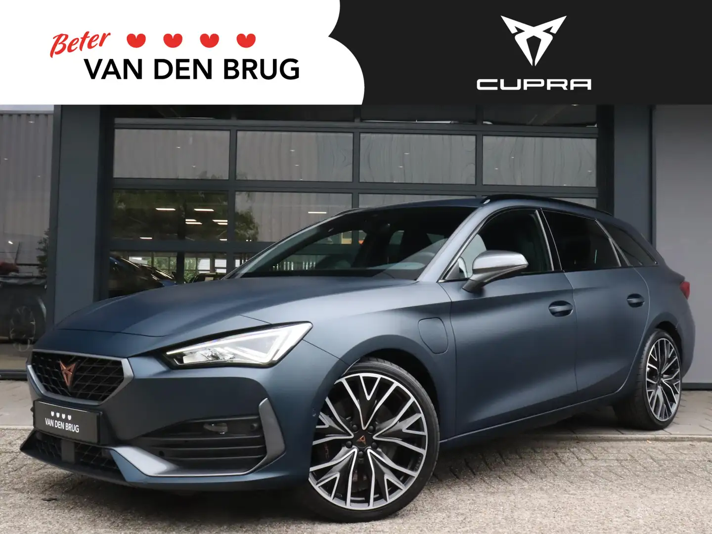 SEAT Leon e-Hybrid Sportstourer 1.4 245PK VZ Adrenaline | Trekhaak we Blauw - 1