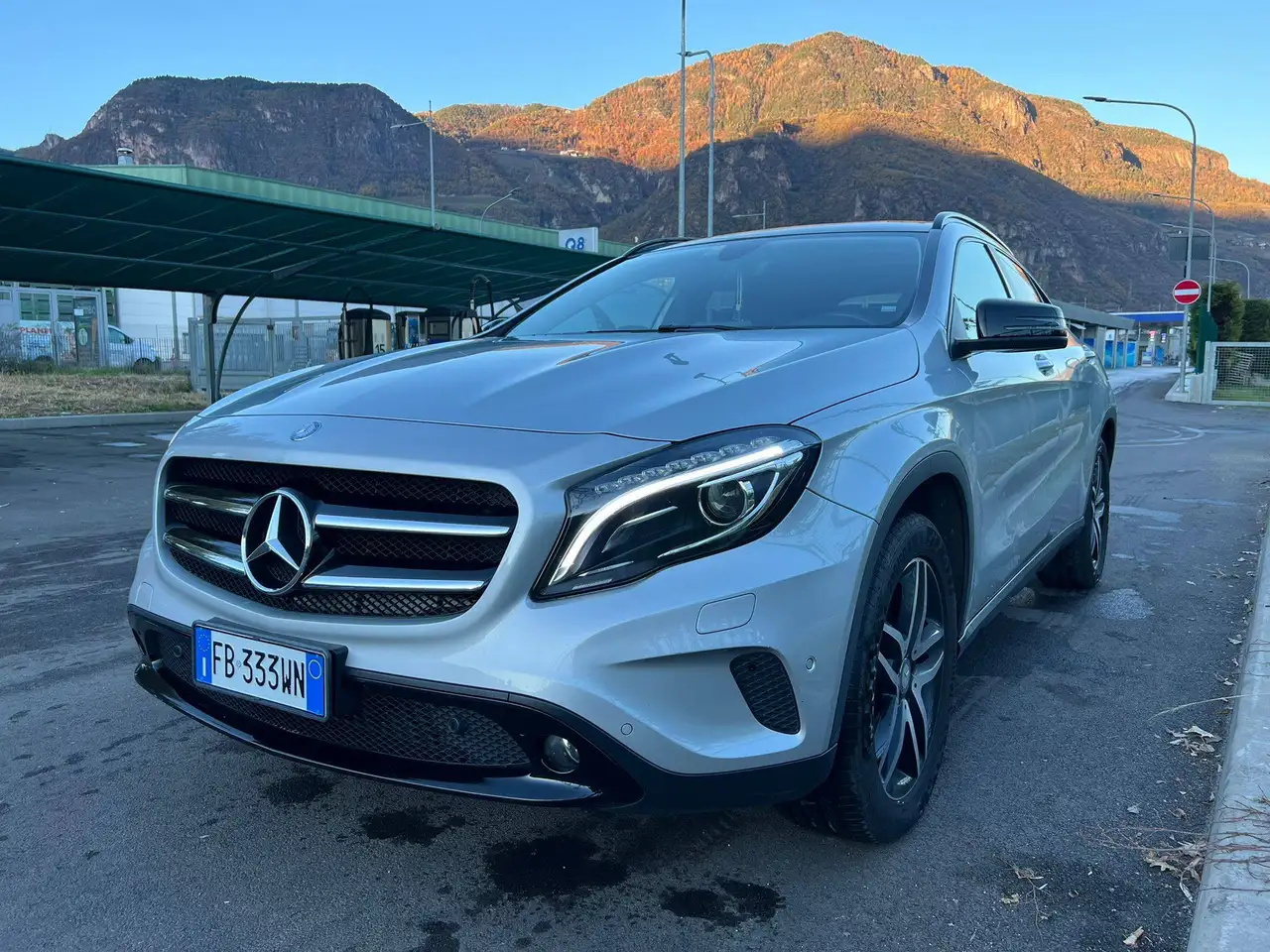 Mercedes-Benz GLA 220
