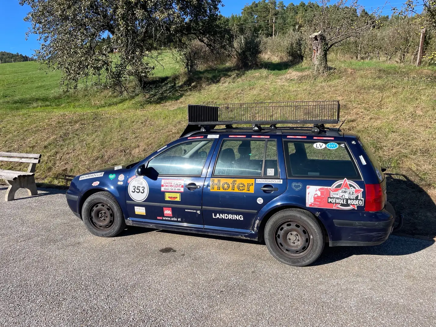Volkswagen Golf Variant Trendline TDI - 2