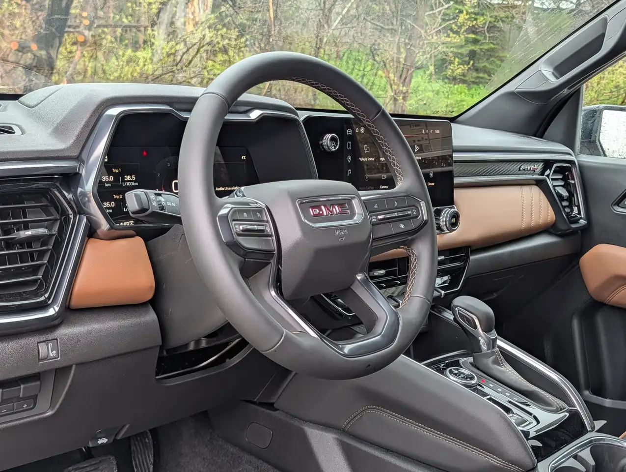 GMC Canyon снимка GMC Canyon