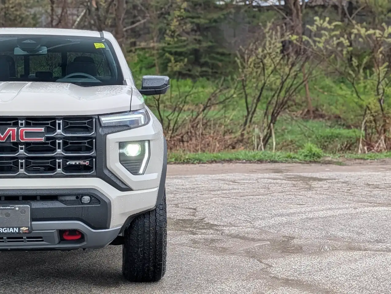 GMC Canyon снимка GMC Canyon