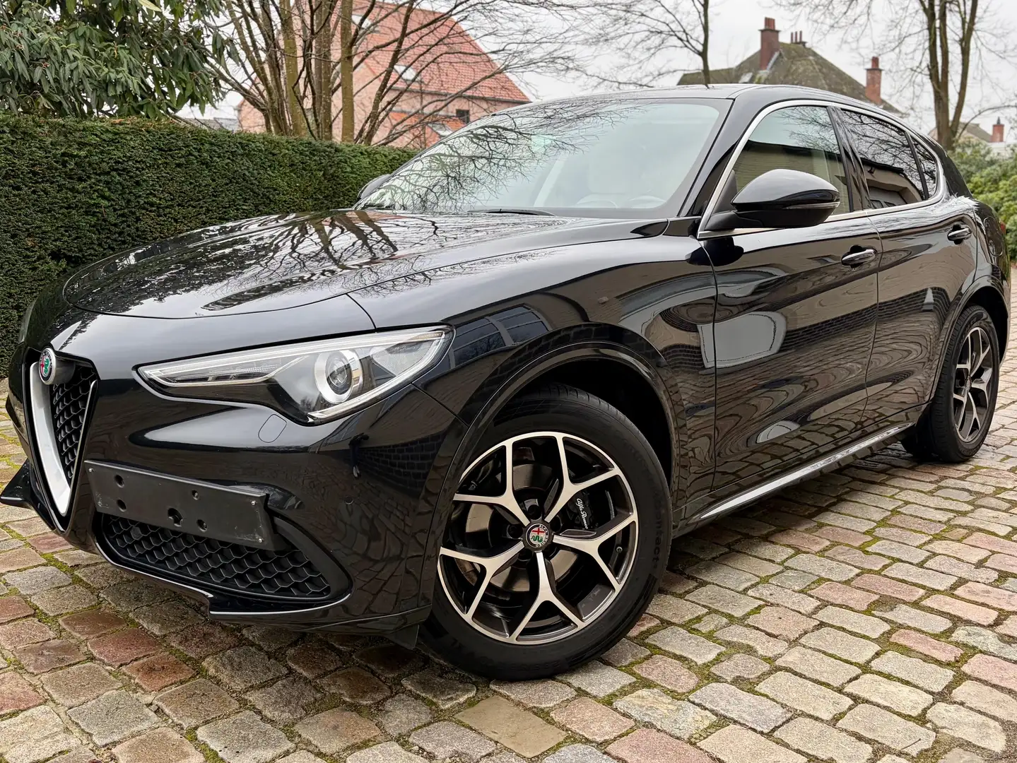 Alfa Romeo Stelvio 2.2 MJD Super  ### 63000 km ### Noir - 1