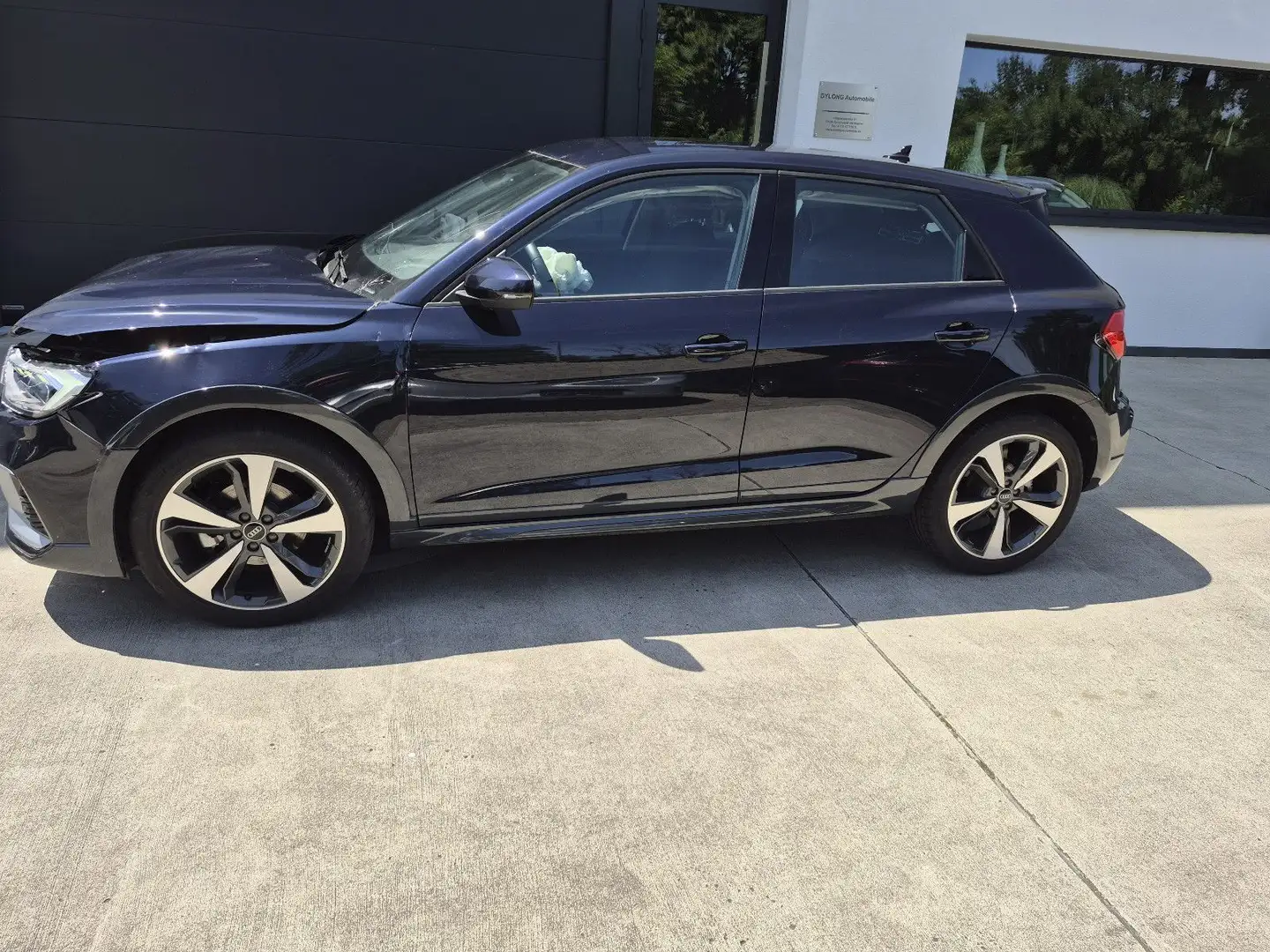 Audi A1 citycarver 30 TFSI 110 PS+NAVI+Klimaautomatik Bleu - 2