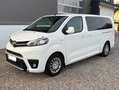 Toyota Proace Proace Verso 2,0 D-4D 145 Lang Shuttle Shuttle Weiß - thumbnail 2