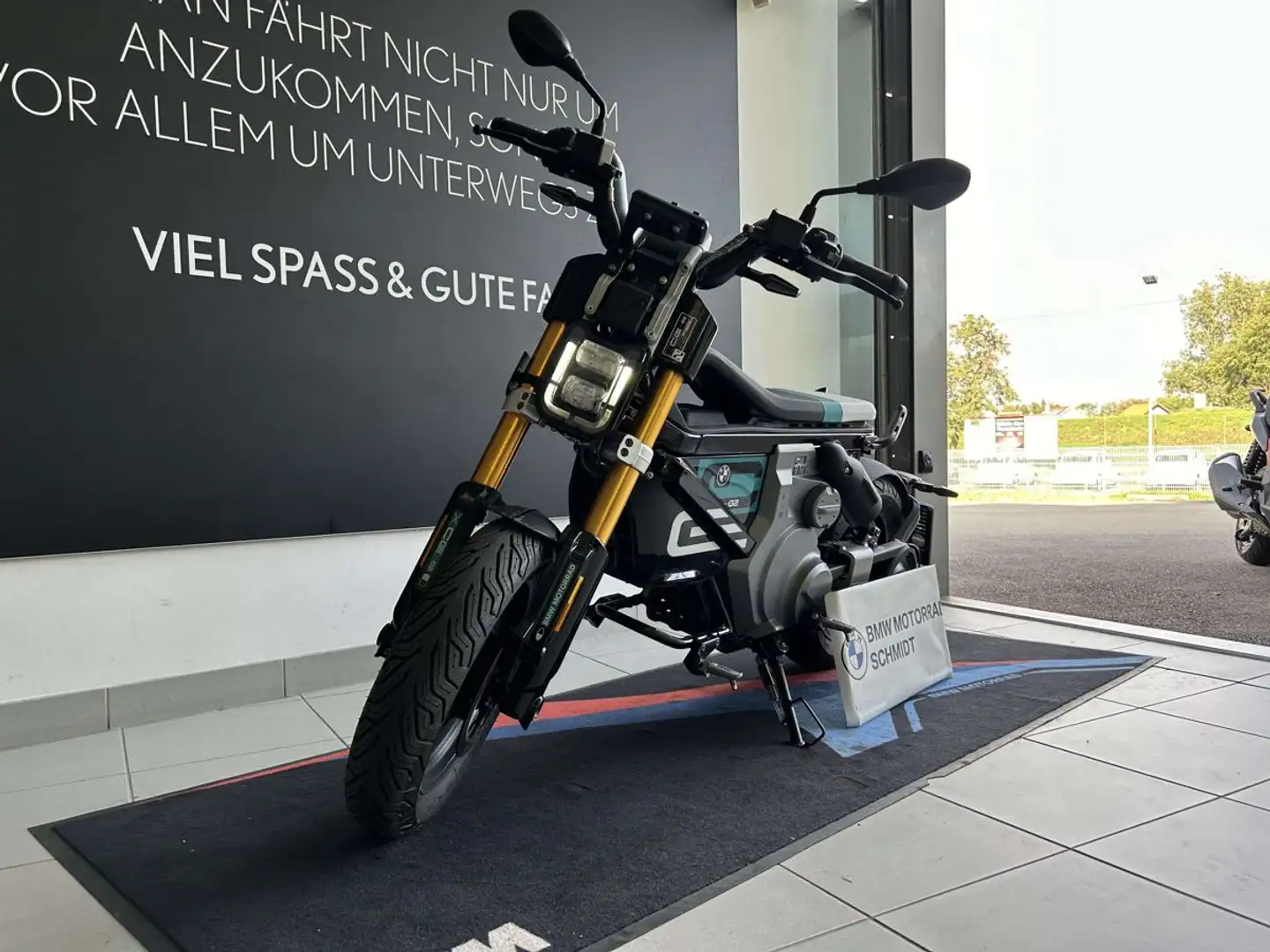 BMW CE 02 CE 02 AM Schwarz - 2