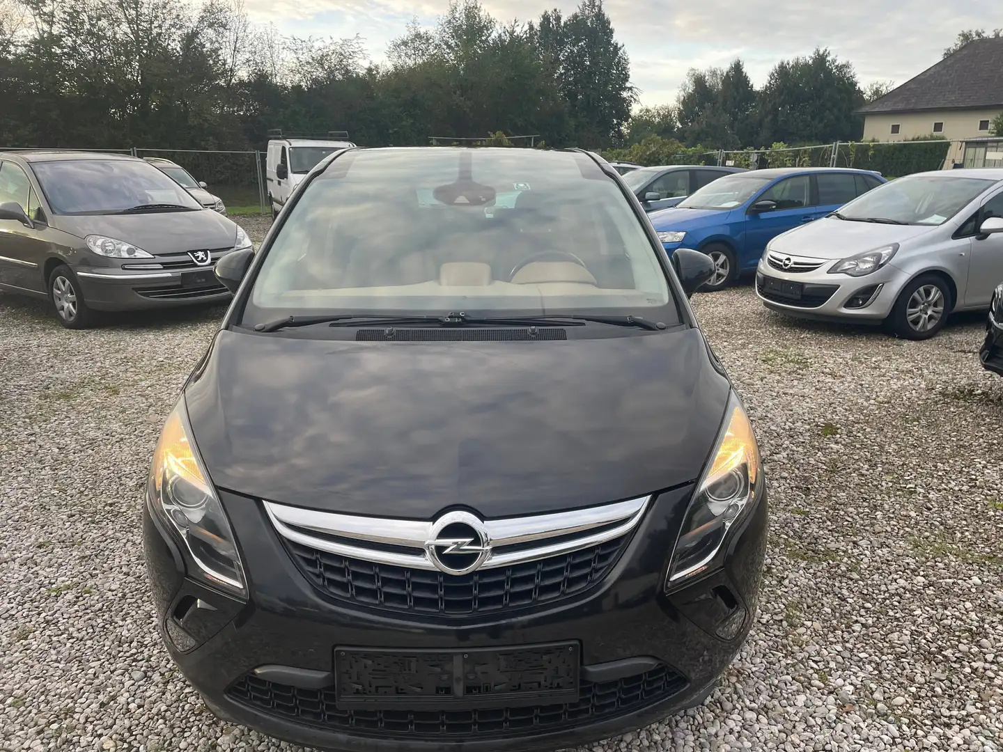 Opel Zafira Tourer Lederausstattung+Navigatonssyestem+rückfahrkamera+ Schwarz - 2