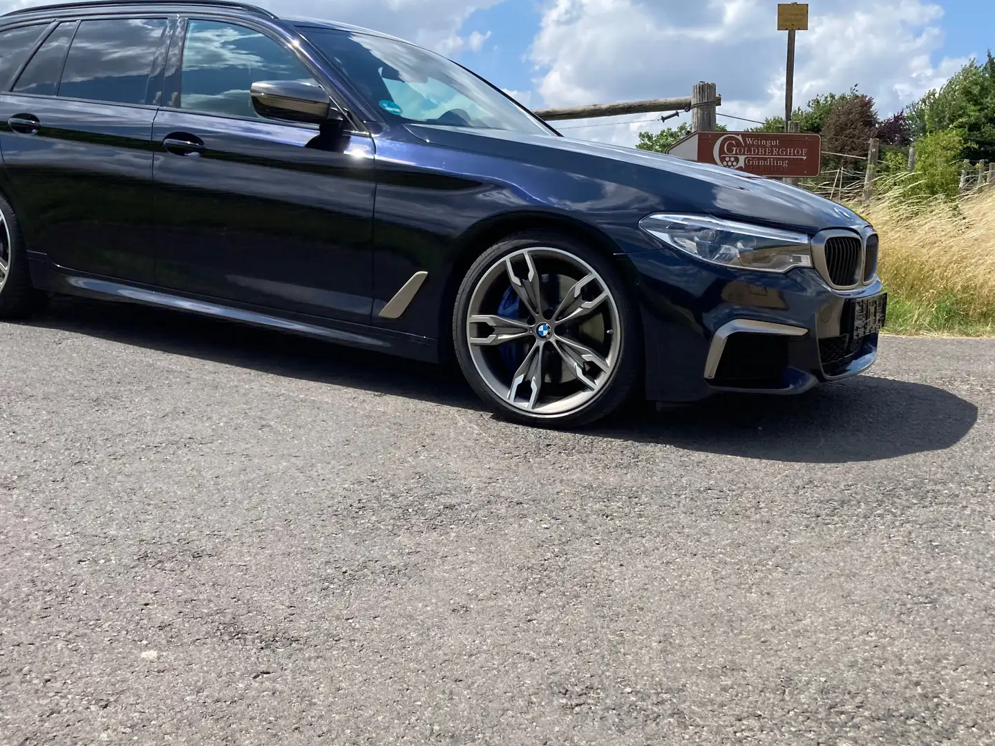 BMW M550 M550 d xDrive Individual 1.Hand Schwarz - 2