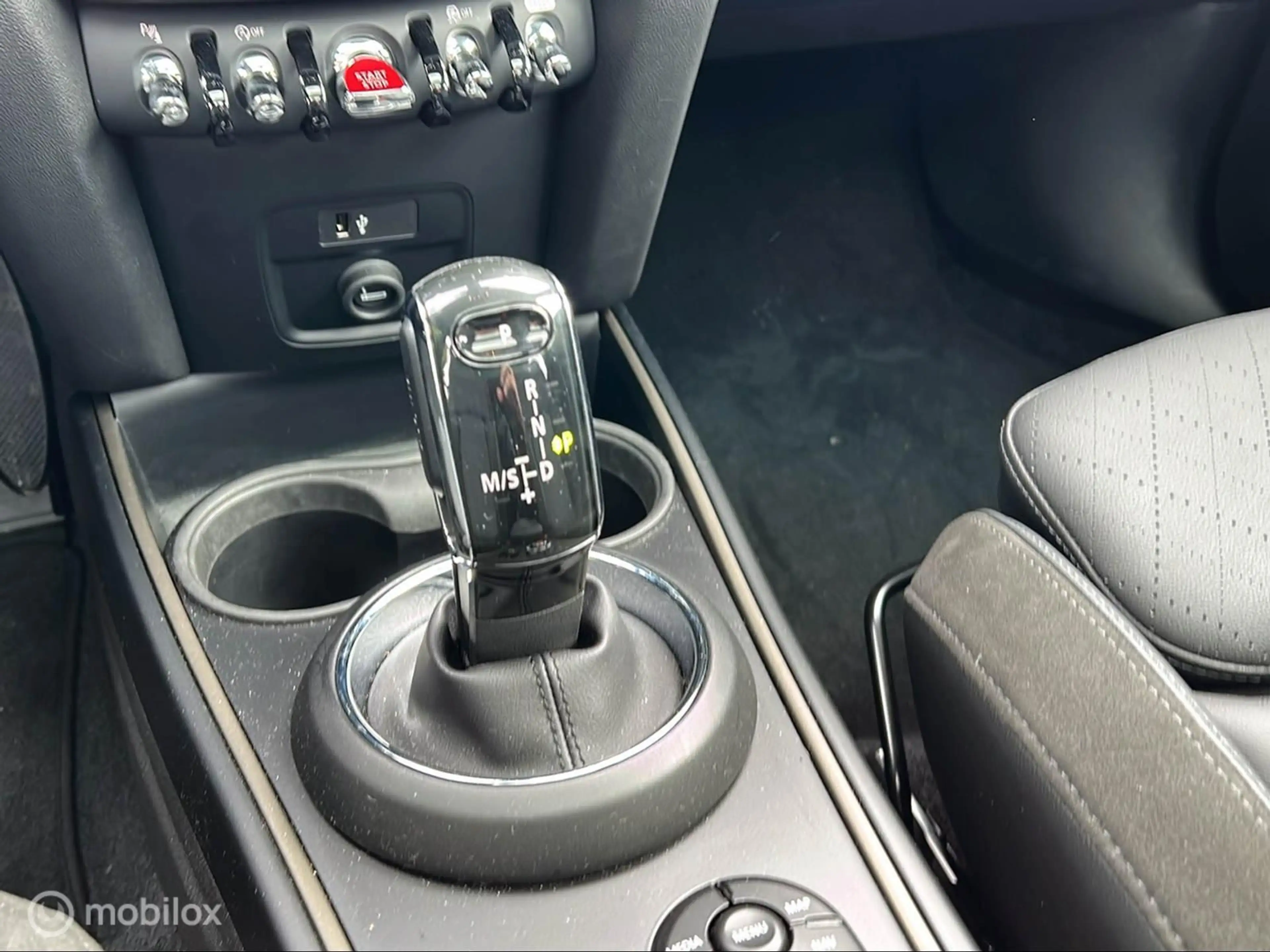 MINI Cooper Countryman 1.5 Chili /Leer/Pano/18" JCW/ 13000km — photo 12