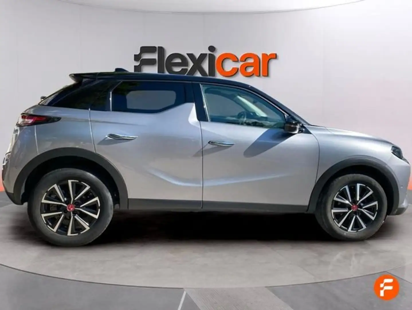 DS Automobiles DS 3 PureTech 96kW (130CV) PERFORMANCE LINE Gris - 2