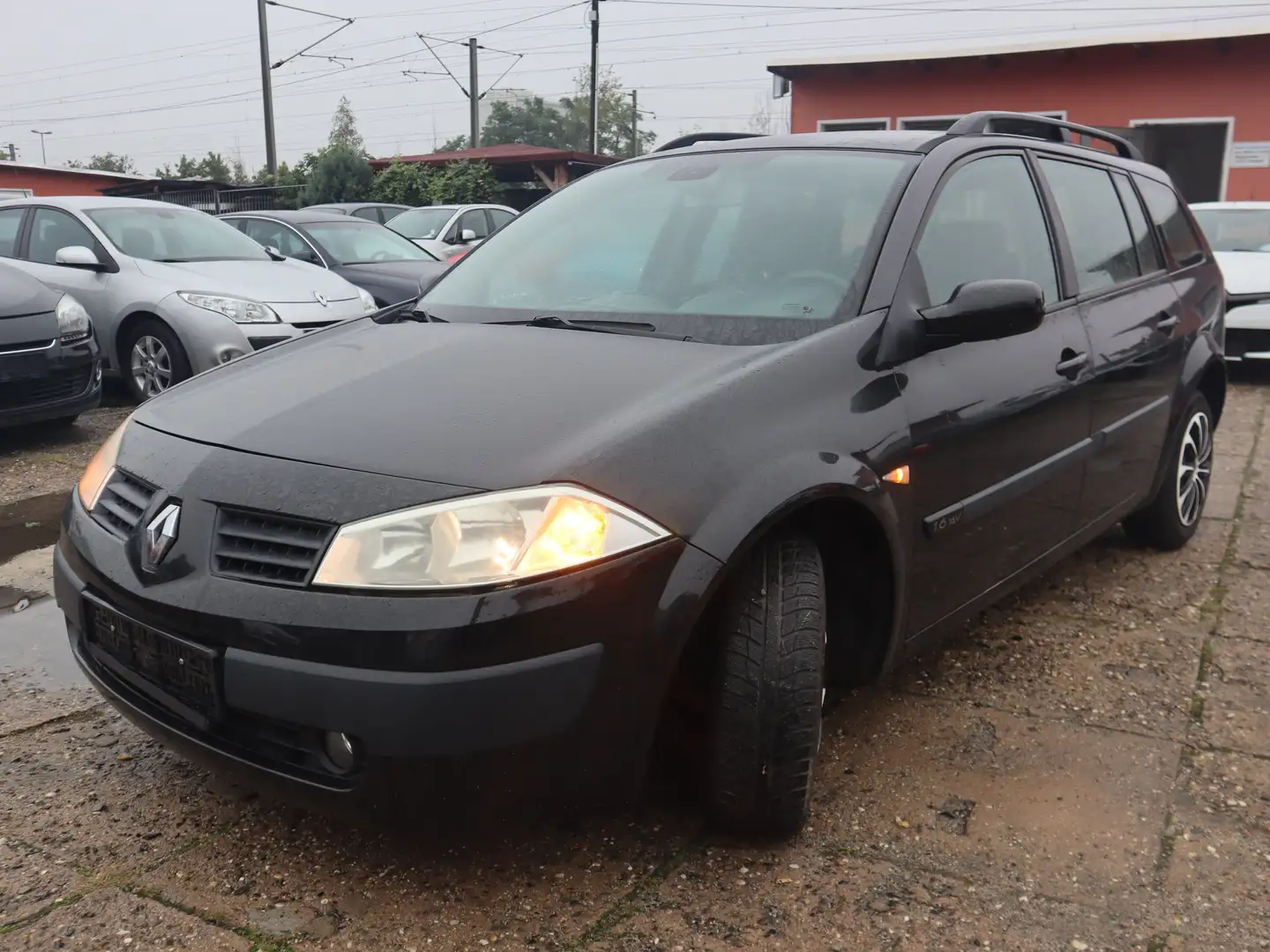Renault Megane Avantage Schwarz - 2
