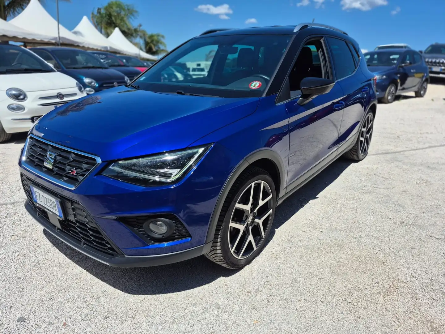 SEAT Arona Arona 2017 1.0 tgi FR 90cv Bleu - 1