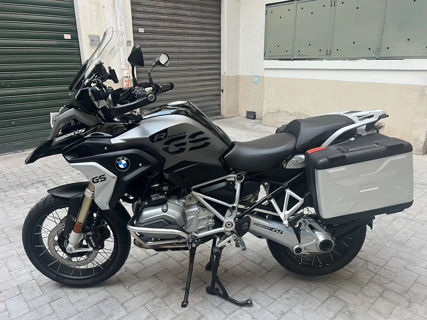 BMW R 1200 GS LC exclusive - 1