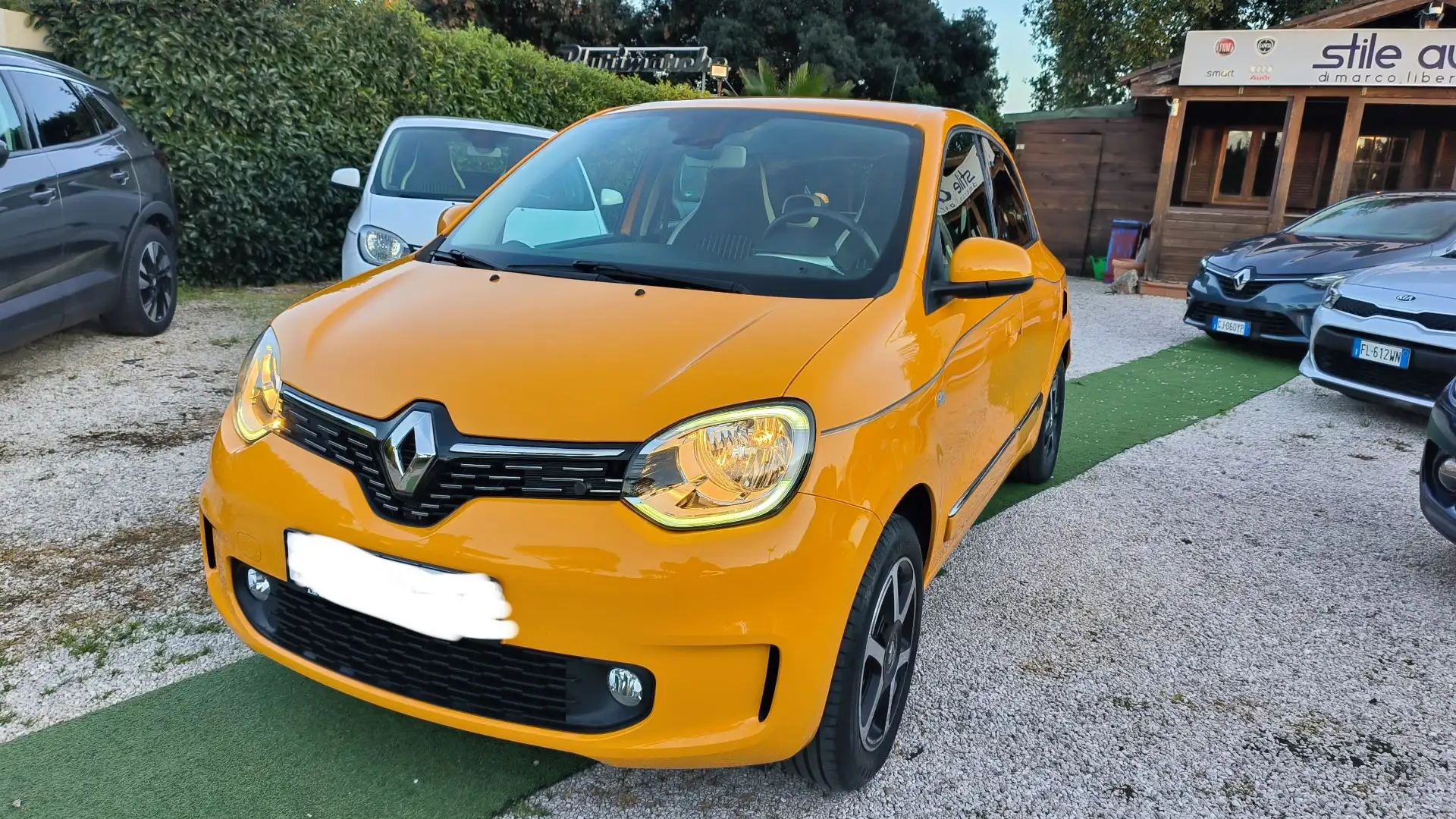 Renault Twingo 0.9 tce Intens 95cv edc Automatica - 1