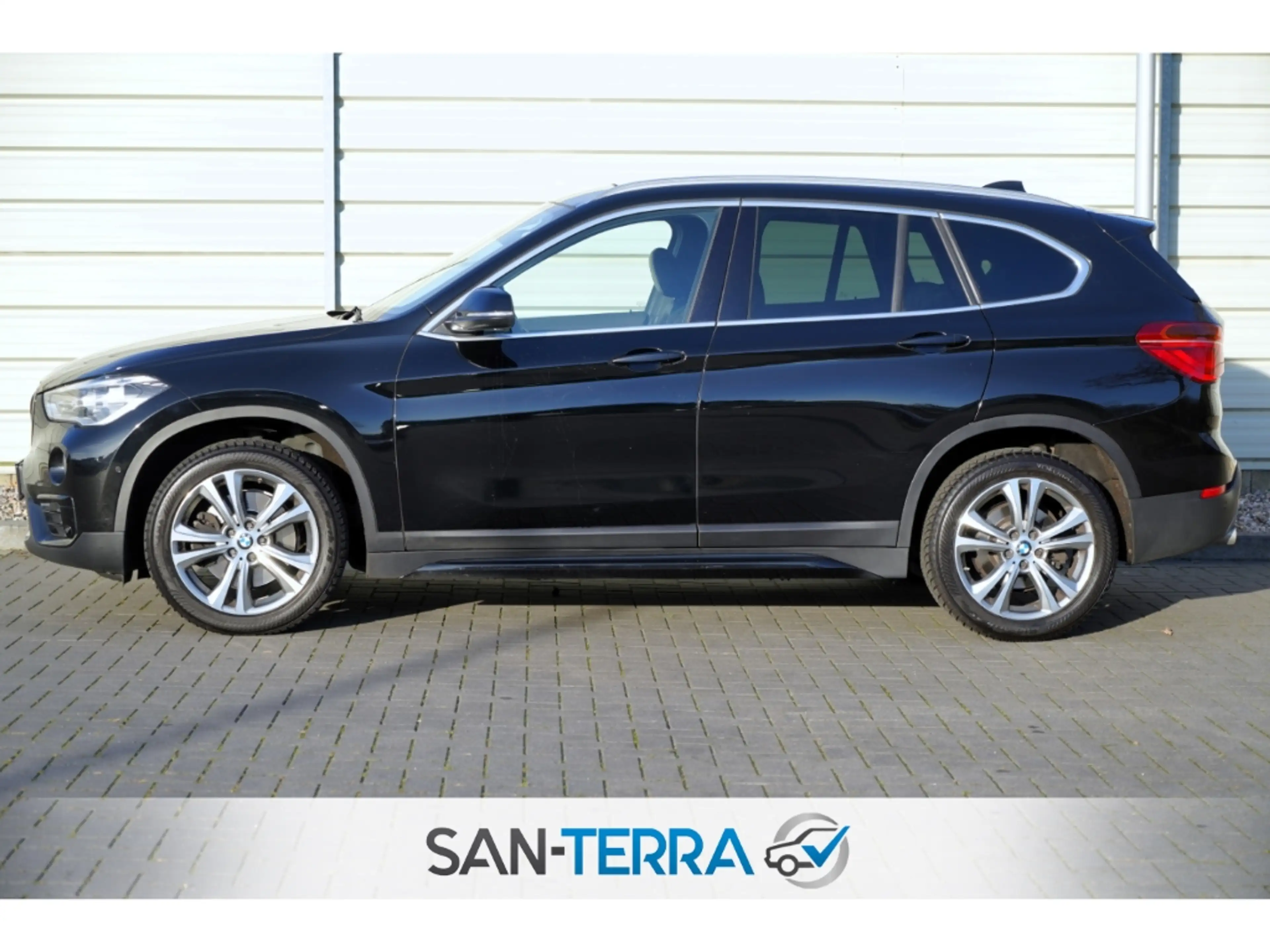 BMW X1 xDRIVE 20 D SPORT LINE LEDER*PANO*SHZ*KLIMAAUT*MUL — photo 6