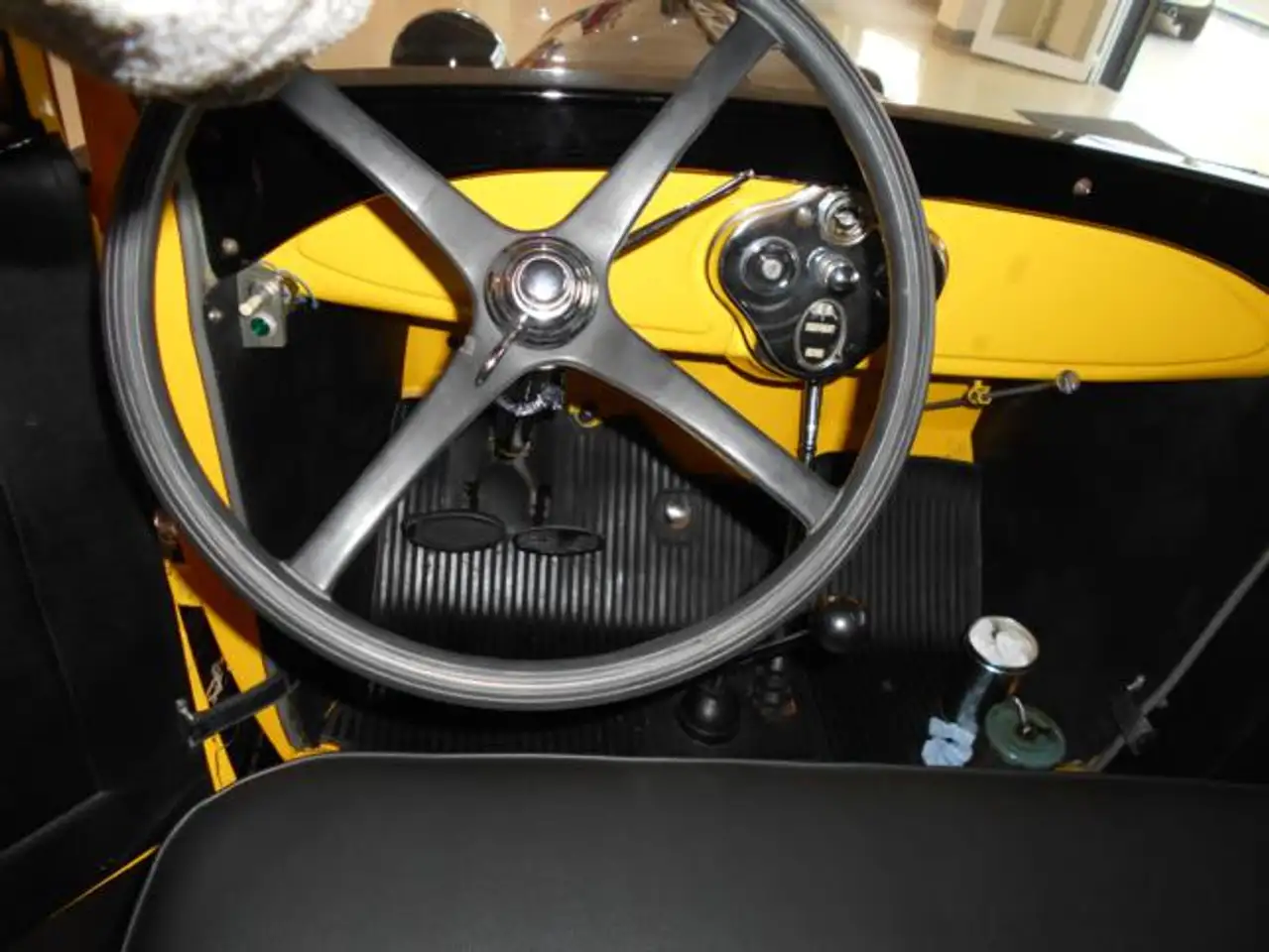 Ford 1/2 Ton Closed Cab Pickup, foto 5