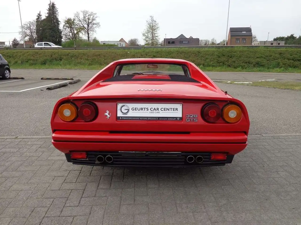 Ferrari 328 GTS, foto 6